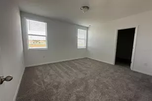 2748 San Marco Wy, Winter Haven, FL 33884 - Photo 3