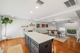 2403 W Palm Dr, Tampa, FL 33629 - Photo 13