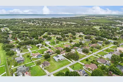 2827 Shadow Wood Court, Kissimmee, FL 34746 - Photo 47