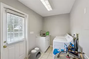 2827 Shadow Wood Ct, Kissimmee, FL 34746 - Photo 33
