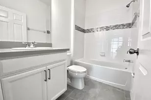 924 Avenal Ln, Davenport, FL 33837 - Photo 19