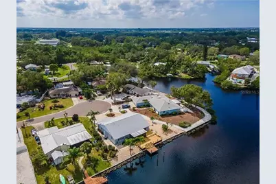 805 Leisey Circle, Ruskin, FL 33570 - Photo 1