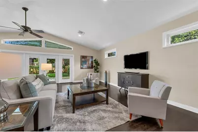 1037 N Shine Avenue, Orlando, FL 32803 - Photo 9