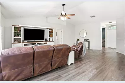 1917 Southern Oak Loop, Minneola, FL 34715 - Photo 9