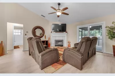4472 Misty Dawn Court S, Jacksonville, FL 32277 - Photo 15