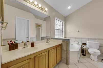 4472 Misty Dawn Court S, Jacksonville, FL 32277 - Photo 23
