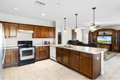 1907 Lakeview Way, Kissimmee, FL 34759 - Photo 17