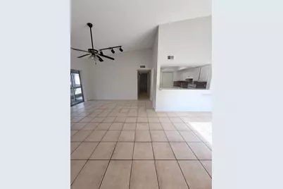 2527 Citrus Club Lane #3904, Orlando, FL 32839 - Photo 9