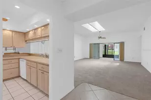 8237 Breeze Cove Ln, Orlando, FL 32819 - Photo 19