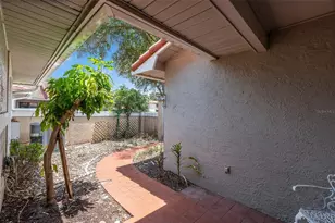 8237 Breeze Cove Ln, Orlando, FL 32819 - Photo 15