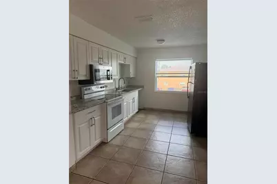 712 Michigan Ct #3, Saint Cloud, FL 34769 - Photo 3