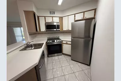 3900 Southpointe Drive #120, Orlando, FL 32822 - Photo 7