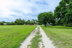 2049 Everhigh Acres Rd, Clewiston, FL 33440 - Photo 57