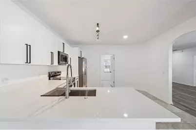 931 Van Loon Court, Kissimmee, FL 34758 - Photo 9