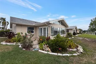 1838 N Pebble Beach Blvd, Sun City Center, FL 33573 - Photo 27