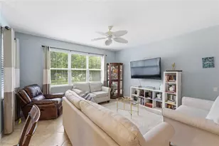 212 Granada Ln, Davenport, FL 33837 - Photo 15