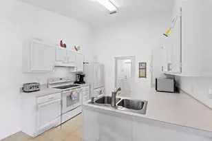 5340 N Lake Burkett Ln, Winter Park, FL 32792 - Photo 11