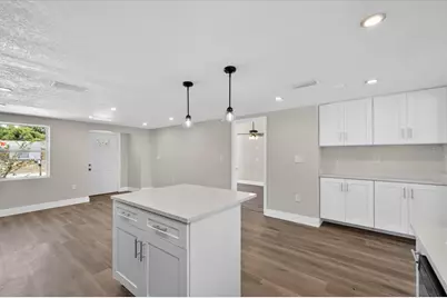 3851 Saturn Drive, New Port Richey, FL 34652 - Photo 9