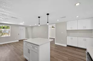 3851 Saturn Dr, New Port Richey, FL 34652 - Photo 9