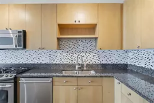 150 E Robinson St, Orlando, FL 32801 - Photo 17