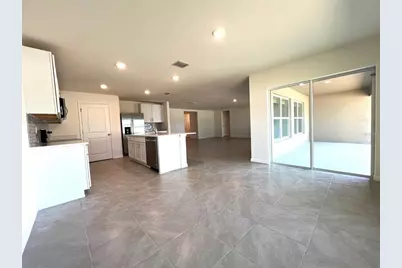 6527 SE 1st Loop, Ocala, FL 34472 - Photo 5