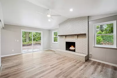 280 W Fern Drive, Orange City, FL 32763 - Photo 11