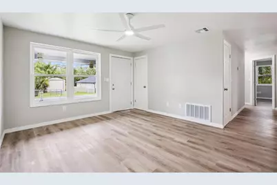 280 W Fern Drive, Orange City, FL 32763 - Photo 5