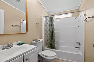 102 3rd St, Lady Lake, FL 32159 - Photo 27