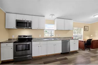 102 Third Street, Lady Lake, FL 32159 - Photo 11