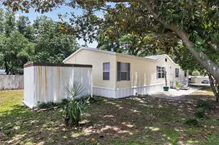 102 3rd St, Lady Lake, FL 32159 - Photo 3