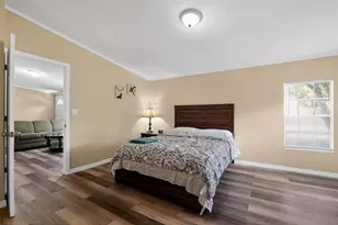 102 3rd St, Lady Lake, FL 32159 - Photo 17