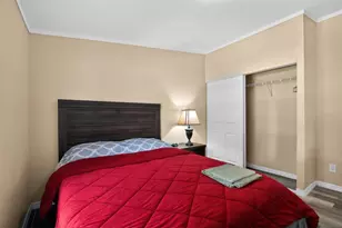 102 3rd St, Lady Lake, FL 32159 - Photo 25