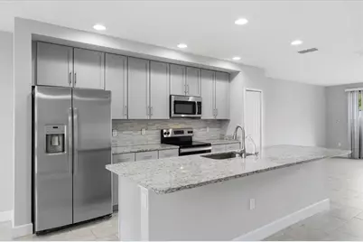 4712 Terra Esmeralda Drive, Kissimmee, FL 34746 - Photo 9