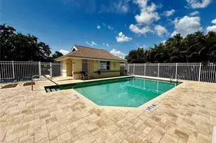 6101 55th Ave Cir E, Bradenton, FL 34203 - Photo 15