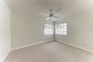 6101 55th Ave Cir E, Bradenton, FL 34203 - Photo 9