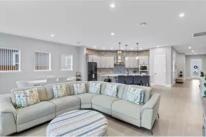 6526 Circle Rock Way, Saint Cloud, FL 34771 - Photo 9