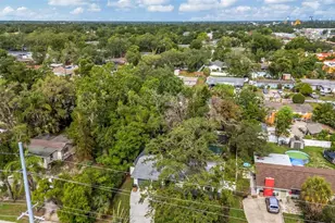 8732 Overlook Dr, Tampa, FL 33617 - Photo 35