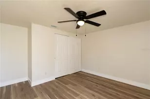9501 Camden Hill Ct, Tampa, FL 33615 - Photo 27