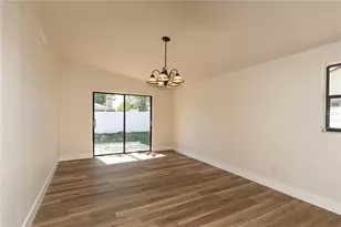 9501 Camden Hill Ct, Tampa, FL 33615 - Photo 15