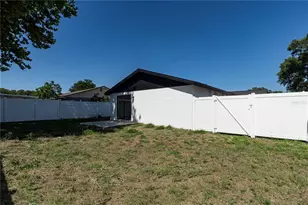 9501 Camden Hill Ct, Tampa, FL 33615 - Photo 41