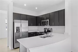 6256 Fairmont Ln, Palmetto, FL 34221 - Photo 7