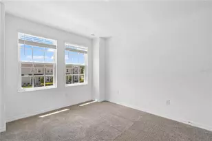 6256 Fairmont Ln, Palmetto, FL 34221 - Photo 13