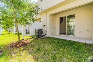 6256 Fairmont Ln, Palmetto, FL 34221 - Photo 11