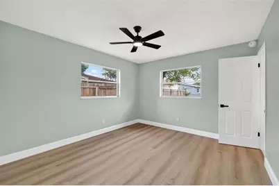 412 59th Avenue Drive W, Bradenton, FL 34207 - Photo 13