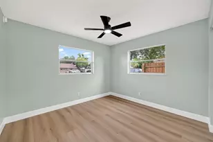 412 59th Ave Dr W, Bradenton, FL 34207 - Photo 11