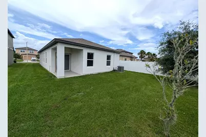 34933 Daisy Meadow Loop, Zephyrhills, FL 33541 - Photo 17
