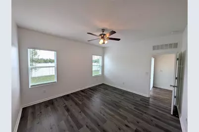 34933 Daisy Meadow Loop, Zephyrhills, FL 33541 - Photo 9