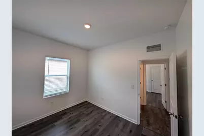 34933 Daisy Meadow Loop, Zephyrhills, FL 33541 - Photo 13