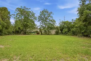1510 E Navajo Ave, Tampa, FL 33612 - Photo 23