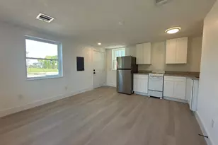 401 E Columbus Dr, Tampa, FL 33602 - Photo 1